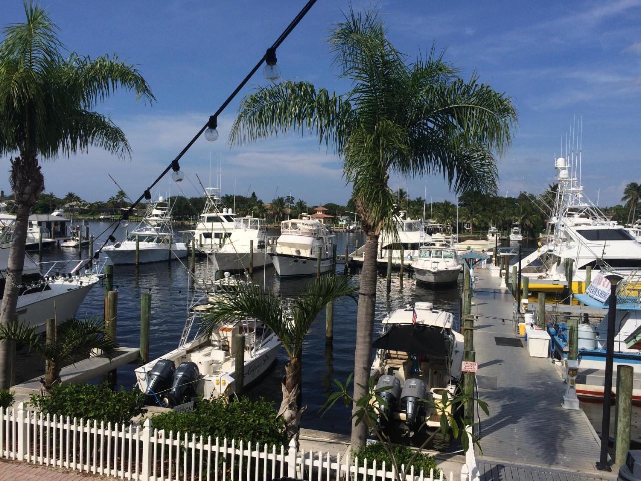 Pirate'S Cove Resort And Marina - Stuart Exterior photo