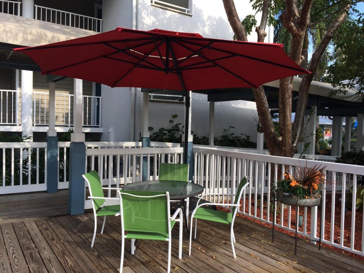 Pirate'S Cove Resort And Marina - Stuart Exterior photo